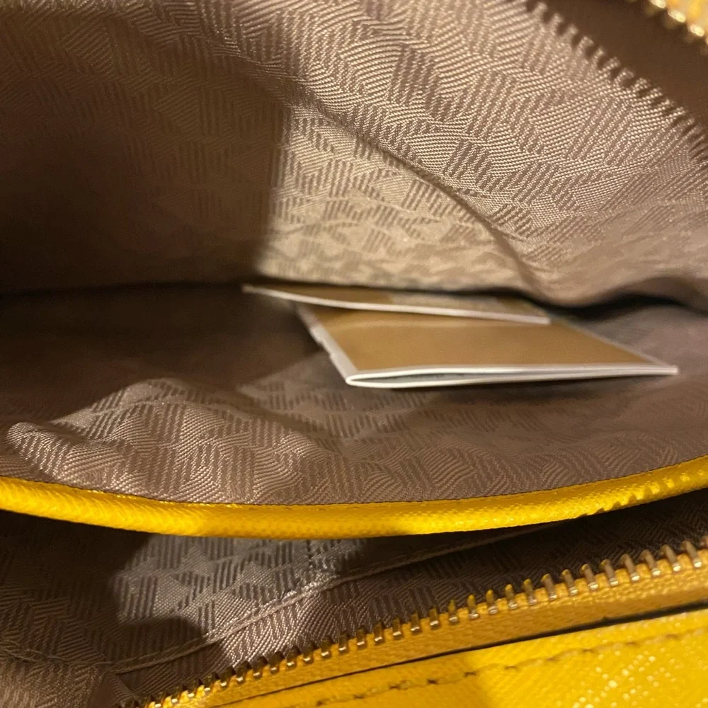 Michael Kors crossbody bag - Picture 4 of 4